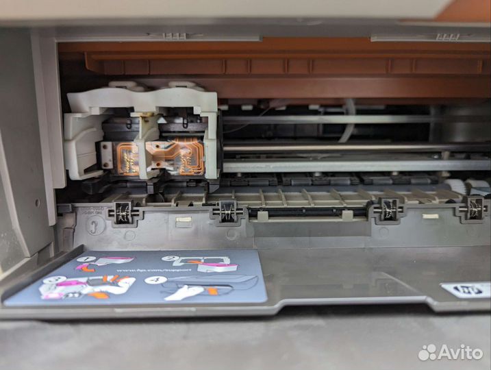 Принтер hp 2050a