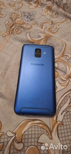 Samsung Galaxy A6, 4/32 ГБ