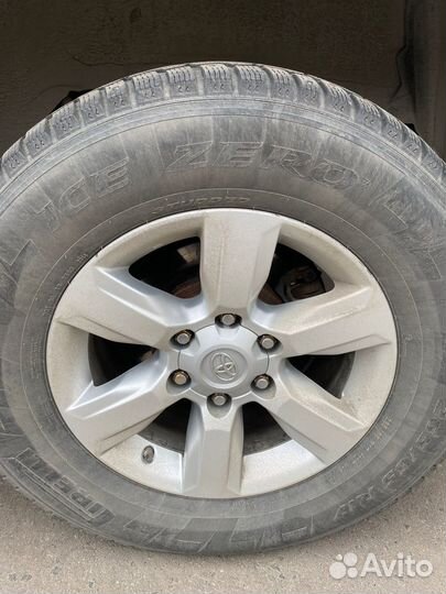 Pirelli Ice Zero 265/65 R17 112T