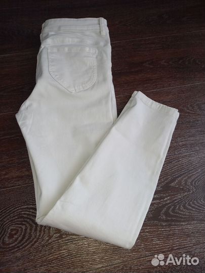 Джинсы женские