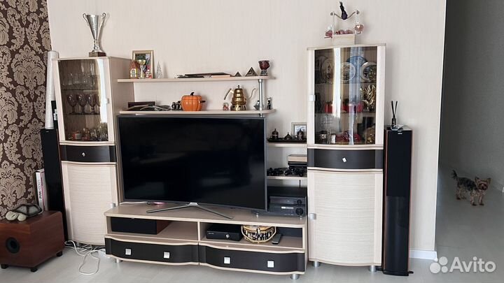 Стенка под тв