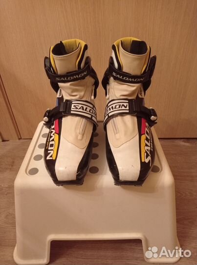 Профессиональные лыжные ботинки Salomon