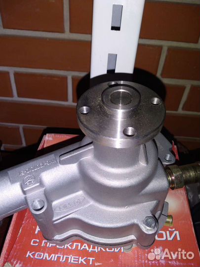 Помпа на газель