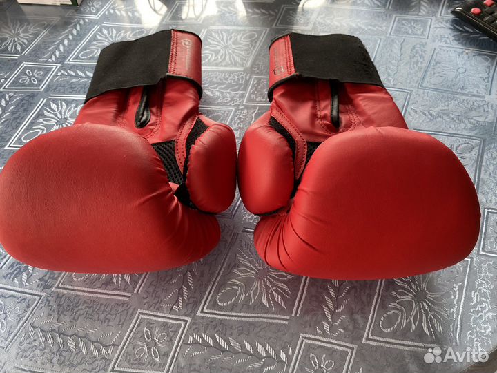 Боксерские перчатки 12 oz Domyos air cooling