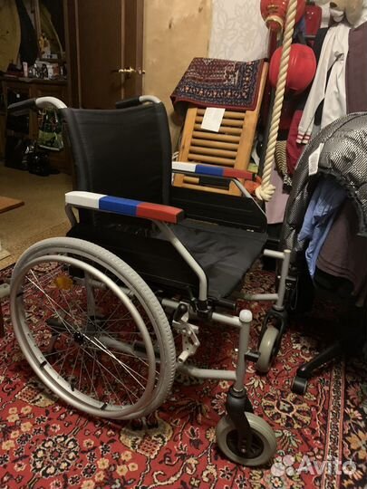 Инвалидная коляска складная бу