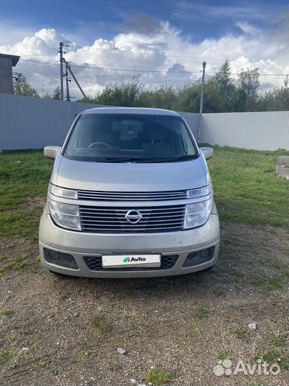 Nissan Elgrand 3.5 AT, 2002, 246 000 км