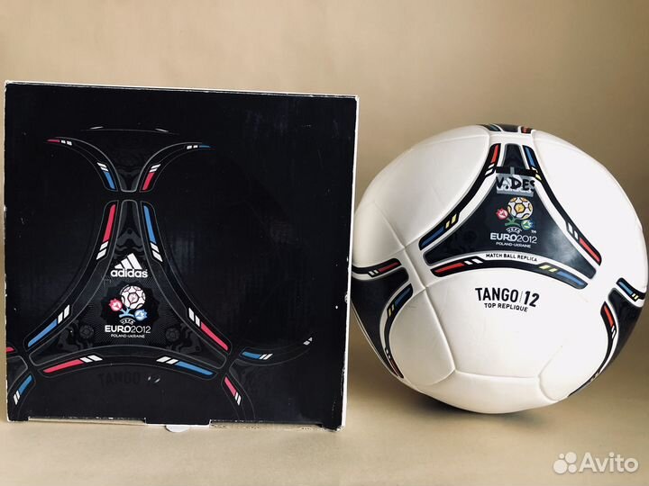 Футбольный мяч Adidas Euro 2012