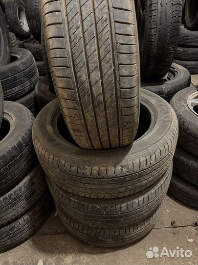 Kumho Solus HS63 225/55 R18 98V