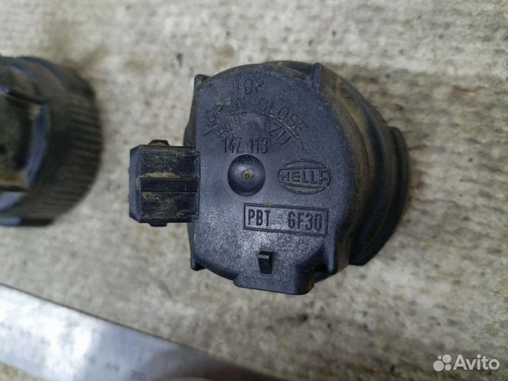 Крышка противотуманной фары Ford Mondeo 2