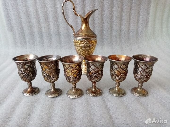 Сувенирный набор. Кувшин с рюмками