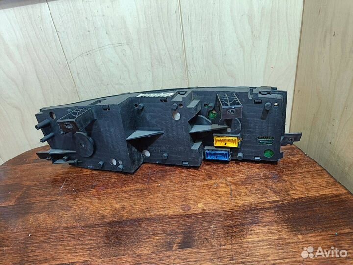 Панель приборов Nissan Primera P12 2.0 АКПП