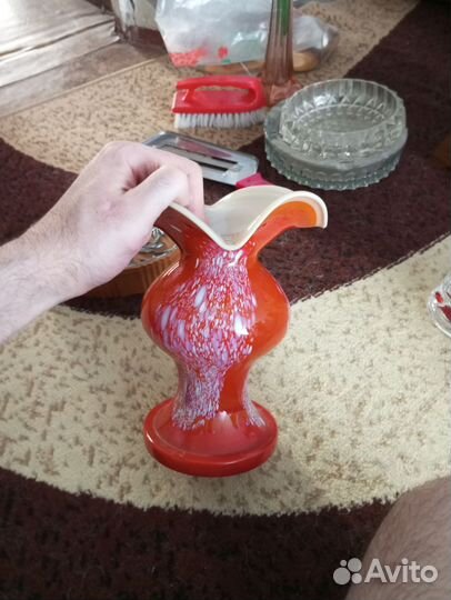 Вазы и хрустальная посуда