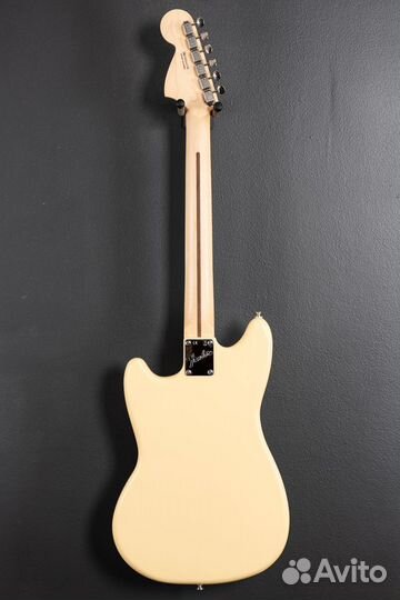 Fender American Performer Mustang