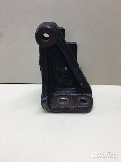 Кронштейн глушителя Mazda CX-5 KE 2011-2017