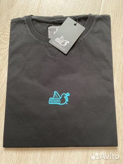 Футболка peaceful hooligan