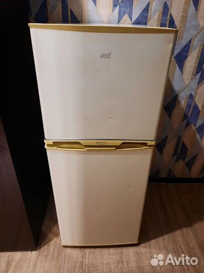 Холодильник бу маленький
