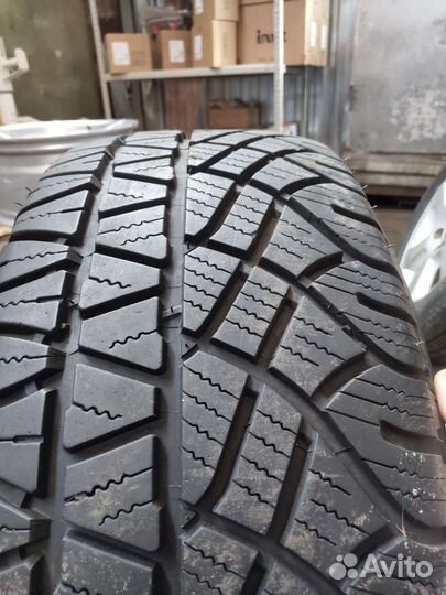 Michelin Latitude Cross 235/55 R18