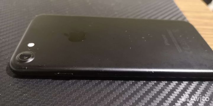 Телефон iPhone 7