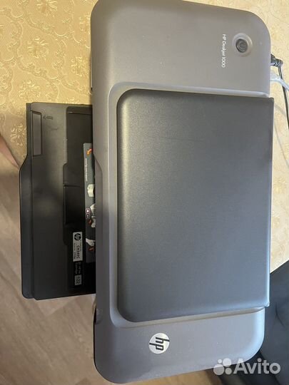 Принтер HP Deskjet 1000