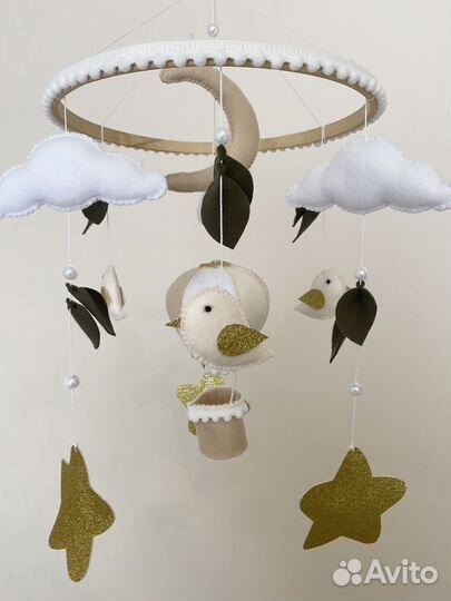 Мобиль на кроватку ручной работы