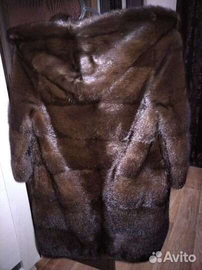 Шуба норковая поперечка с капюшоном 42