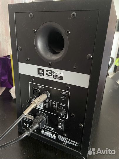 Студийные мониторы JBL 305P mkii