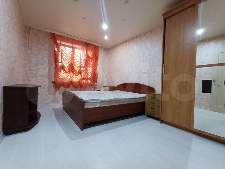 2-к. квартира, 45 м², 1/9 эт.
