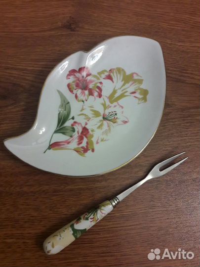 Тарелочка для лимона, с вилочкой, новая, фарфор