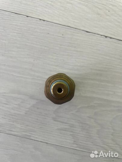 Датчик давления масла ISX EGR