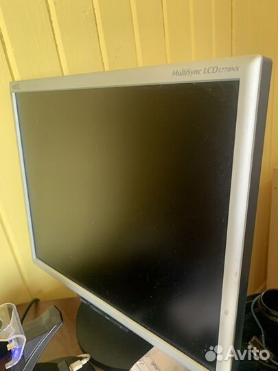 Монитор NEC