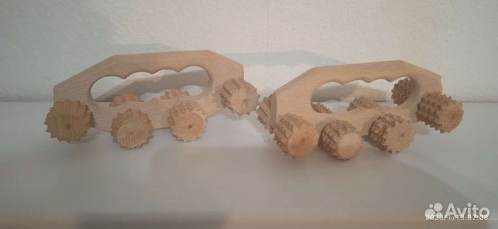 Массажёр деревянный