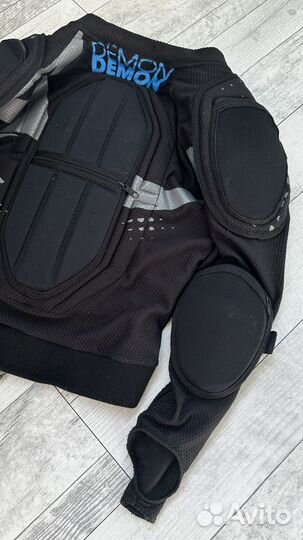 Защита для сноуборда детская demon