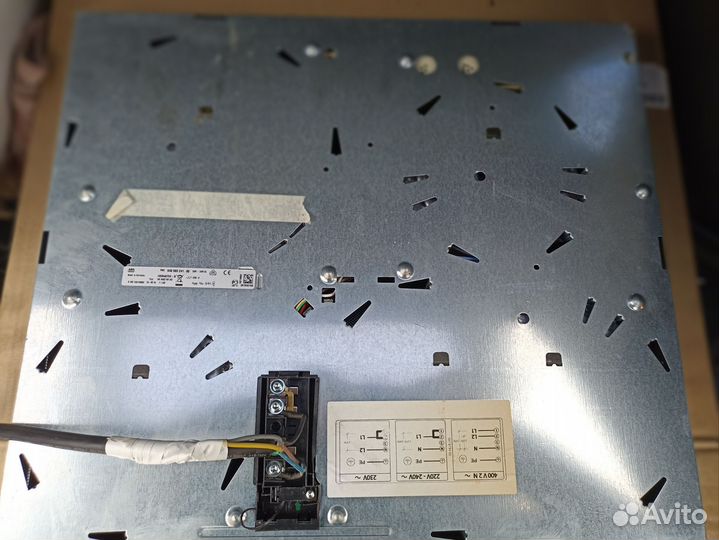 Варочная панель электрическая electrolux