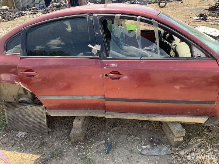 Volkswagen passat b5 дверь правая левая задняя