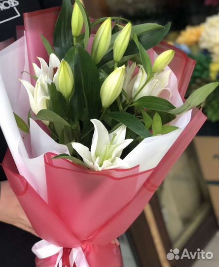 Лилии букет из лилий Омск доставка