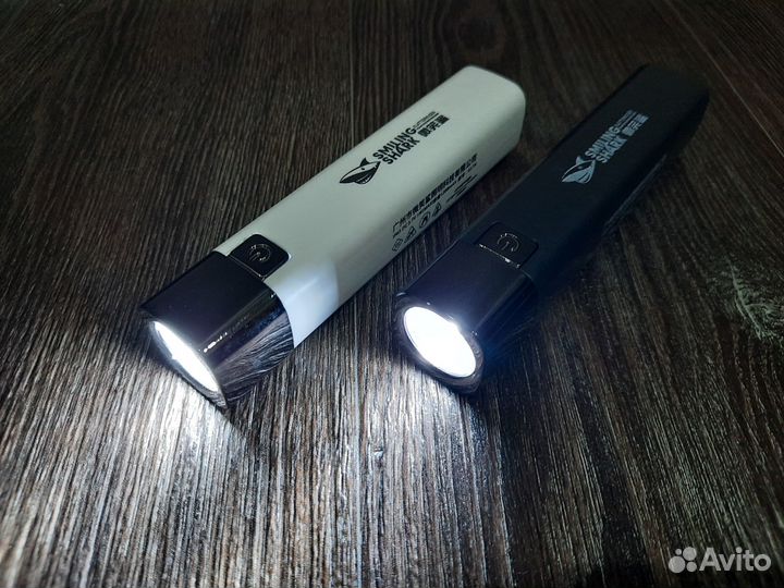 Аккумуляторный фонарик smiling shark