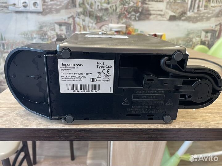 Кофемашина nespresso pixie c 60