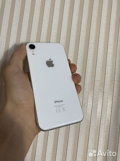 iPhone Xr, 64 ГБ