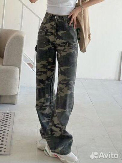 Милитари хаки