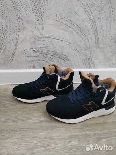 Кроссовки утепленные 36