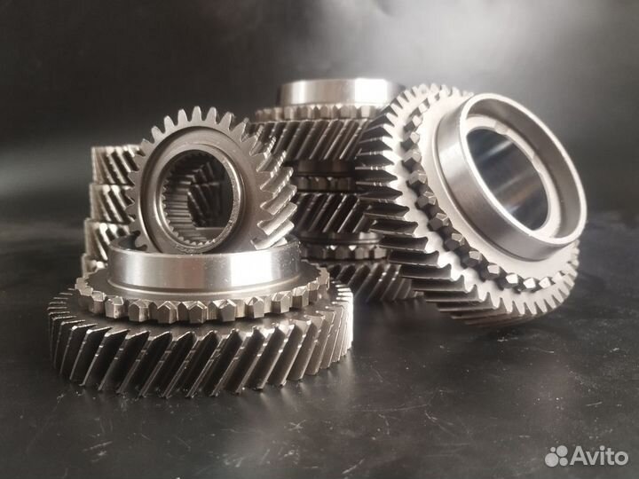 Пятая передача VAG Volkswagen Transporter T4 2.4d