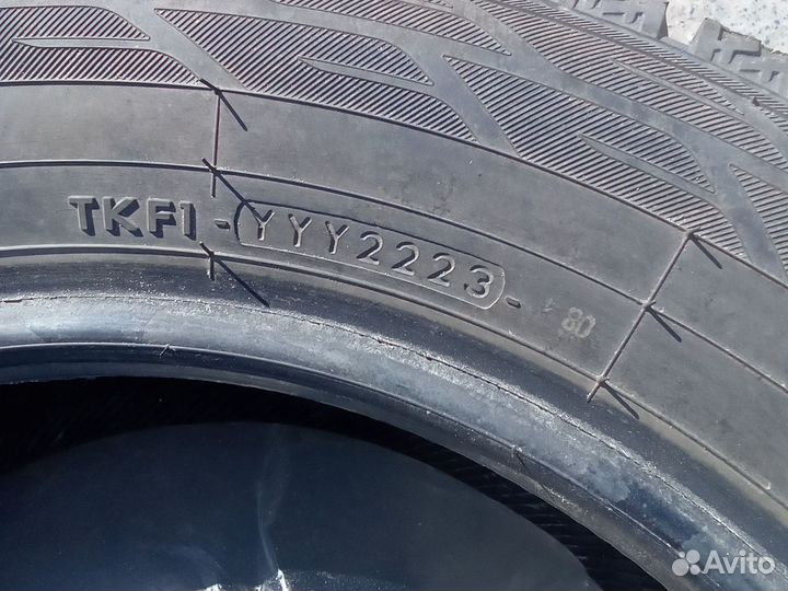 Yokohama Ice Guard IG55 215/60 R16