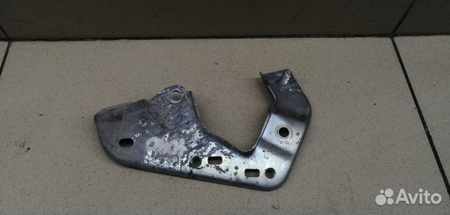 Кронштейн (сопут. товар) Hi Lux 2015