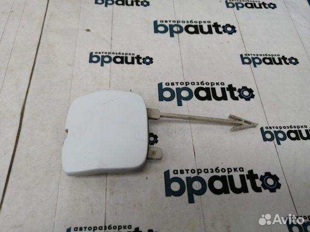 Заглушка буксир крюка заднего бампера