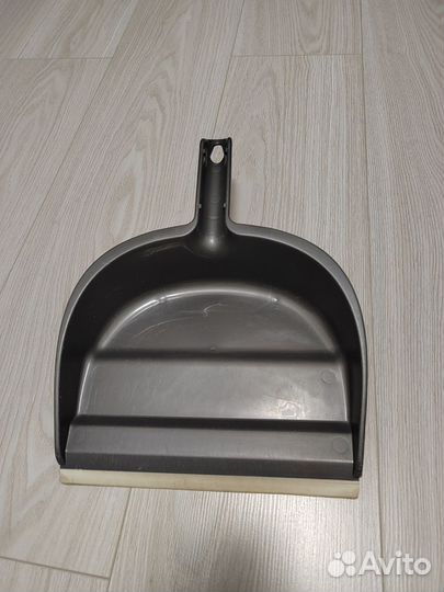 Совок для мусора пластиковый