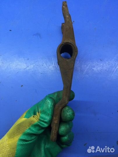 Вилка сцепления 5мт