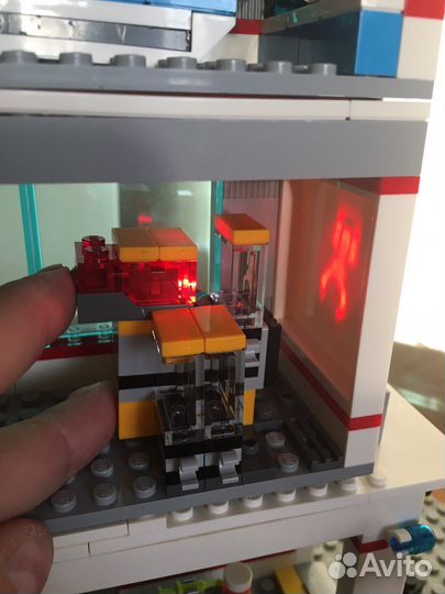 Lego City 60204 Городская больница
