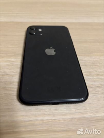 iPhone 11, 64 ГБ