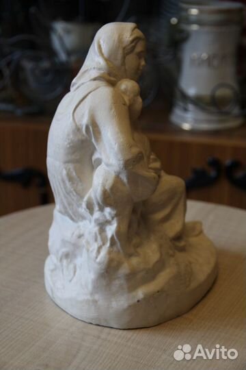 Статуэтка. Алёнушка с козлёнком Гипс