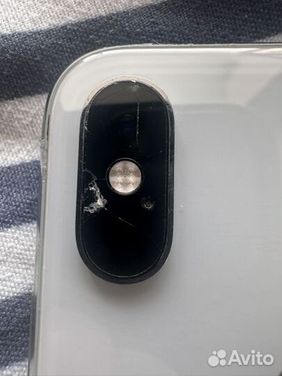 iPhone Xs, 64 ГБ